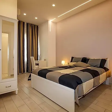 Il Porto Naples
